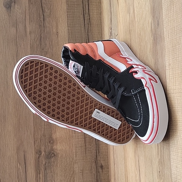 Van's SK8-Hi Flame in the box no lid authentic uper textile and leather. - Picture 5 of 16